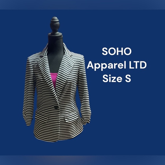 SOHO APPAREL LTD. BLUE & WHITE STRIPED BLAZER SIZE SMALL - Picture 1 of 3